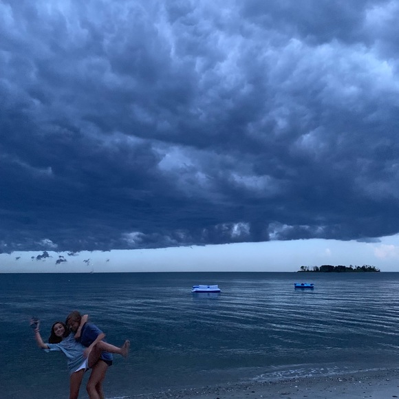 Meet your Posher, Sammi - Picture 1 of 1